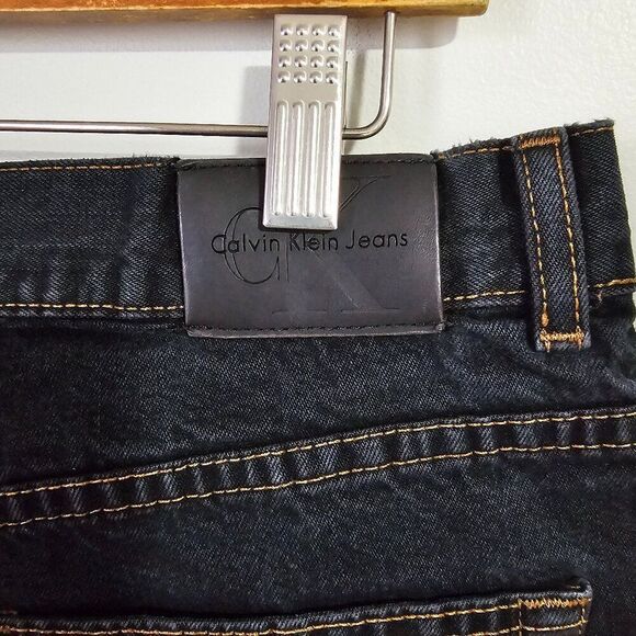 EUC CK CALVIN KLEIN JEANS DARK WASH HIGH RISE TAPER JEANS SIZE 16 - Picture 9 of 14